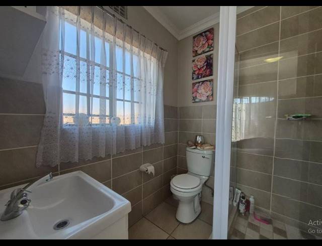 2 BEDROOM TOWNHOUSE FOR SALE IN GOLF PARK